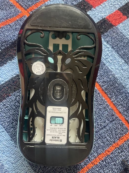 Продам мышку defender