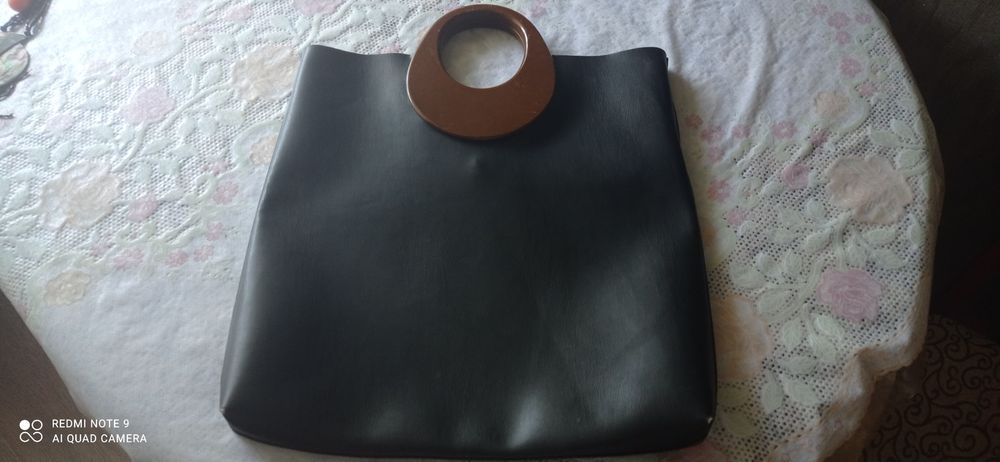 Продам ремни на худенькую девушку