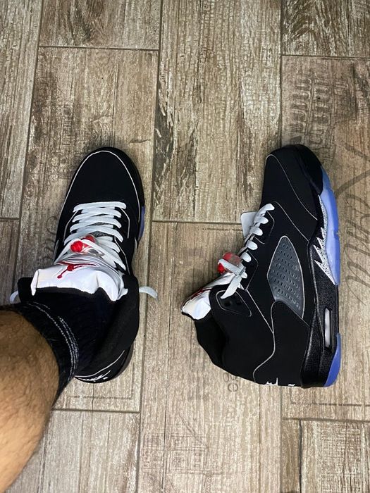 Jordan 5 Retro OG " Black Metallic Reimagined"