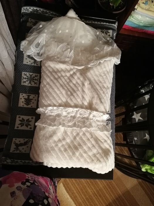 Продам комплект на выписку