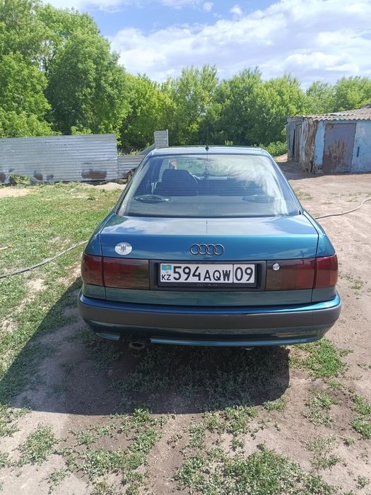 Продам Ауди 80 б4