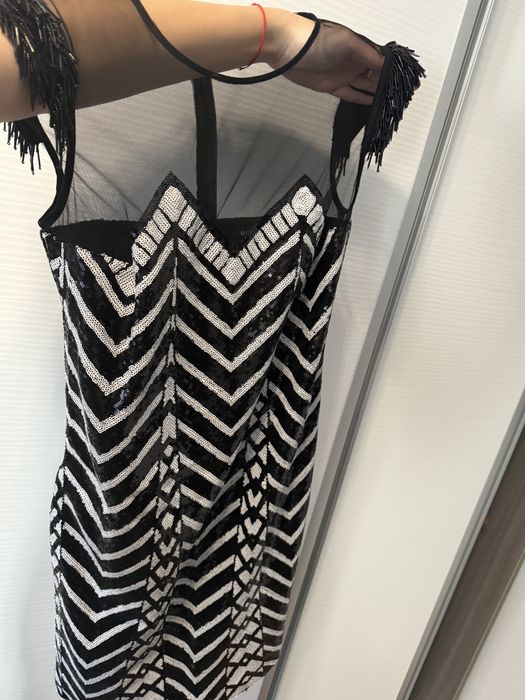 Rochie cu paiete Guess