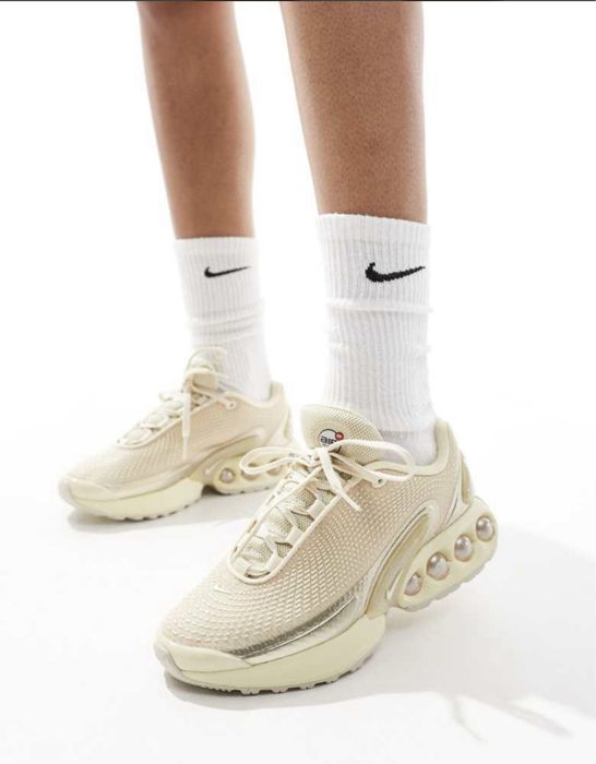 Nike Air max DN gold