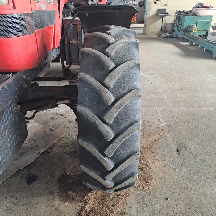 Продавам трактор МТ3