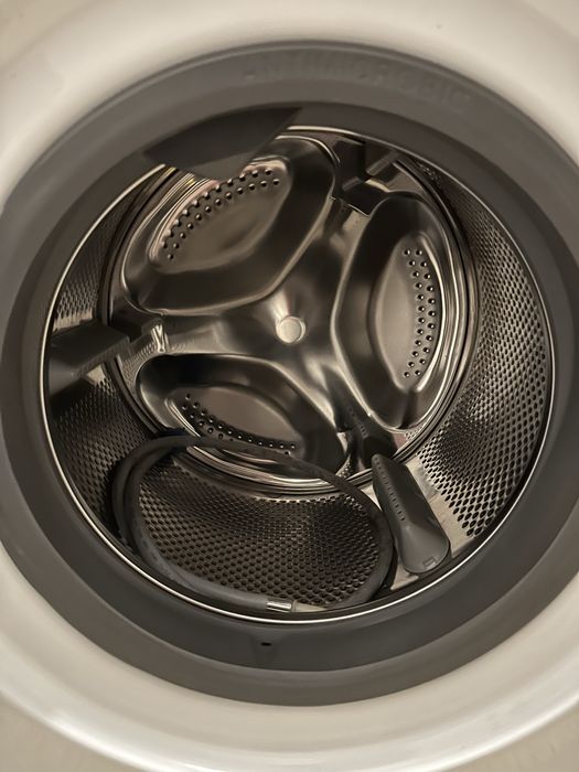 Пералня Hotpoint Ariston 8кг