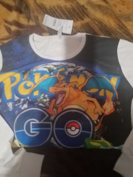 Дамска блуза нова ,размер С-  М (+подарък )