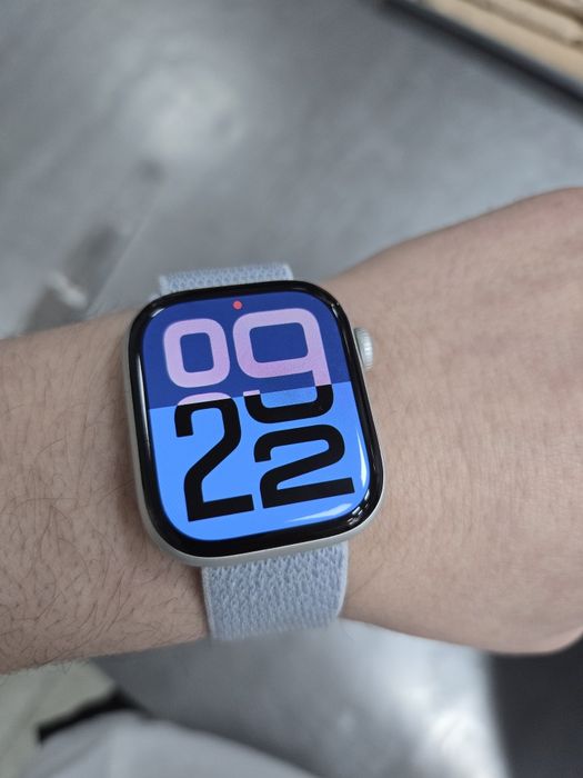 apple watch 10 42mm silver