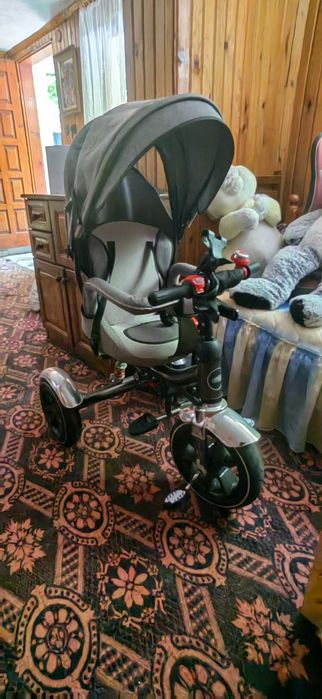 Детска триколка със сенник