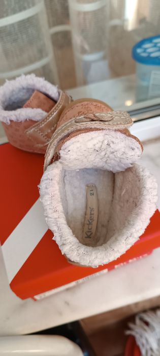 Incaltaminte ghetute fetita primii pasi