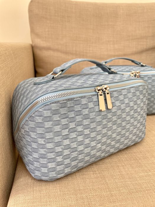 Подарок к 8 марта-косметичка