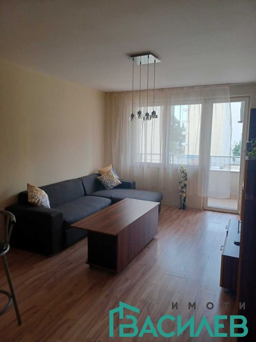 Дава се под наем Едностаен апартамент в София, Център - 40 кв.м за 398.82 € - Снимка #2
