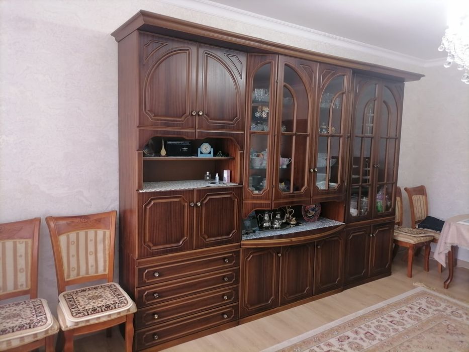 Продам шкаф стенку в хорошем состоянии