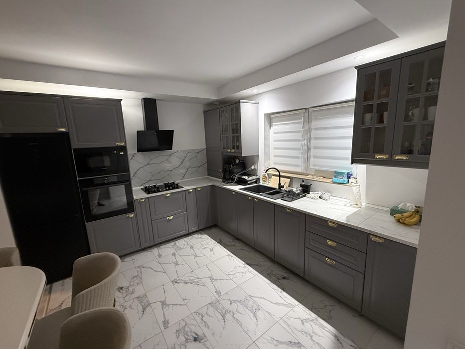 Inchiriez casa 4 camere in Cosmopolis - View 3