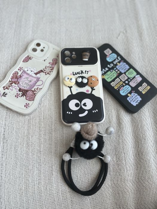 Калъфи за iphone 12