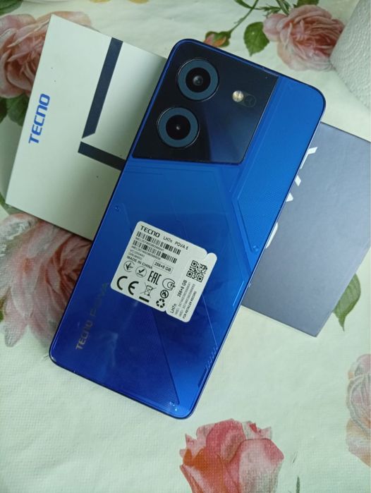 Продам телефон Tecno Pova5