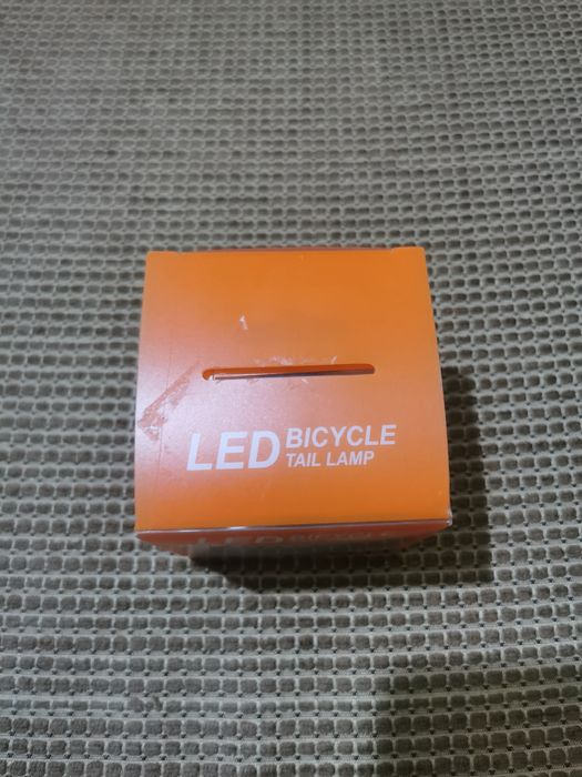 Stop bicicletă, încărcare USB