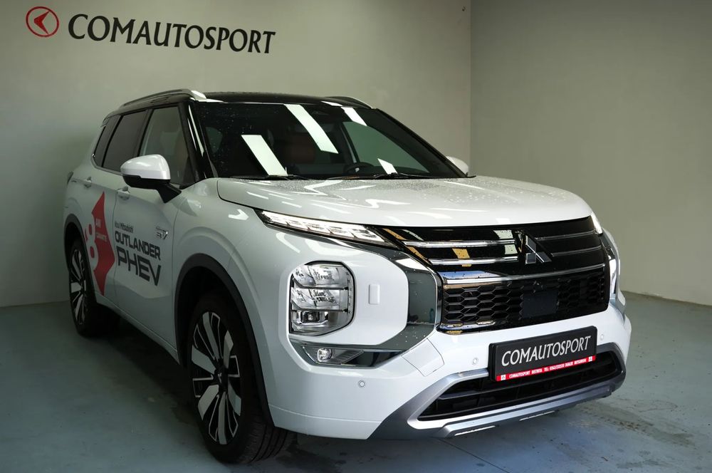 Mitsubishi Outlander Mitsubishi Outlander PHEV INSTYLE ULTIMATE