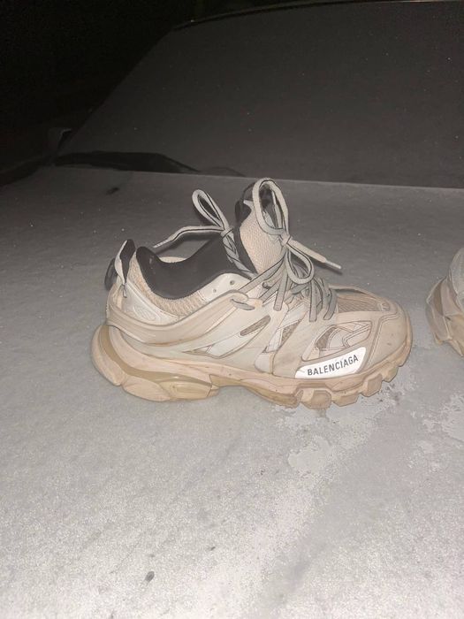 balenciaga tracks 1 led