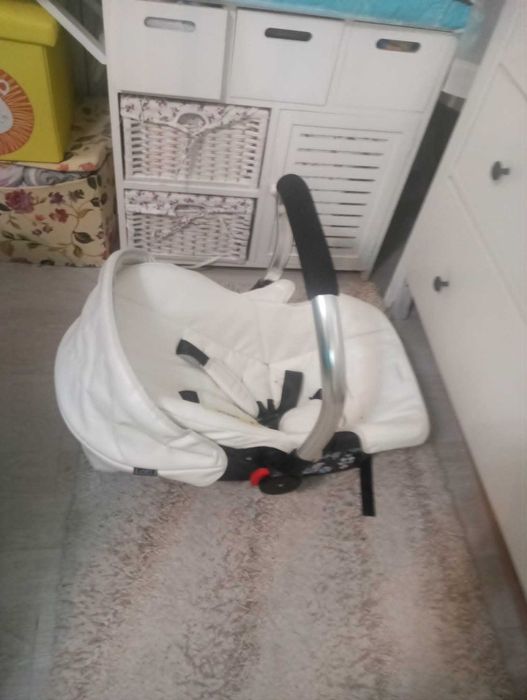 scaun auto pentru copii