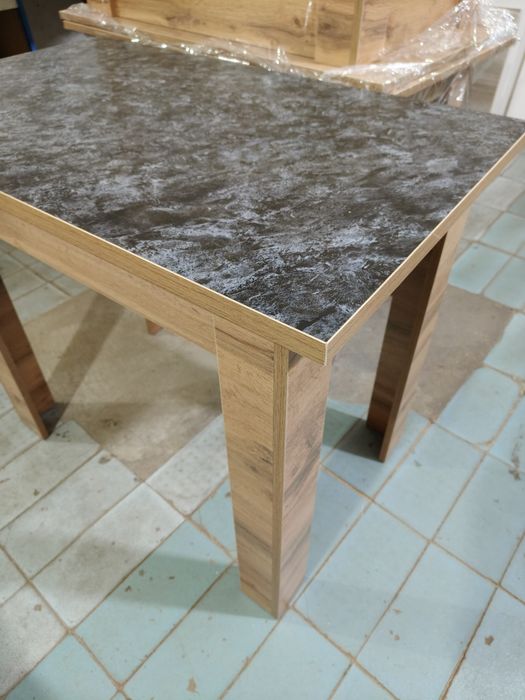 столы новые.доставка