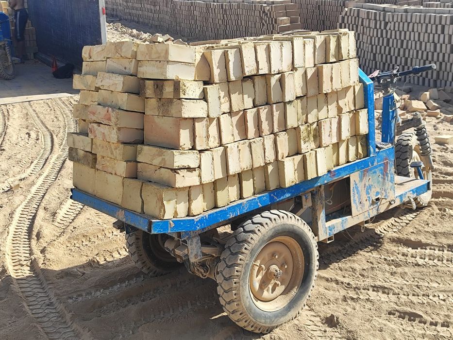 Кирпич, Қыш, Кірпіш