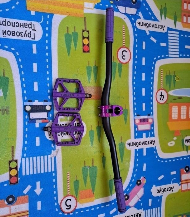 руль, педали, вынос для велосипеда