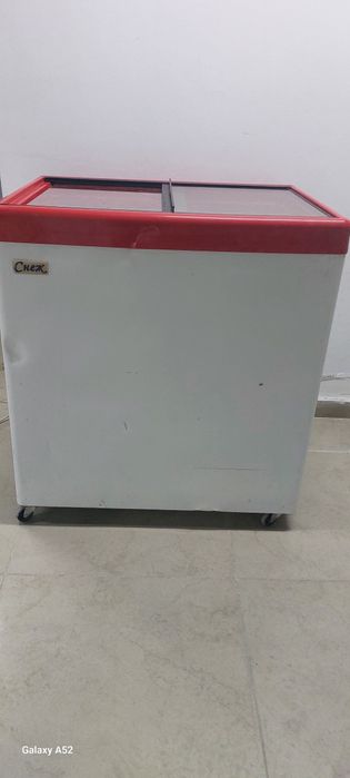 Продаю морозильник