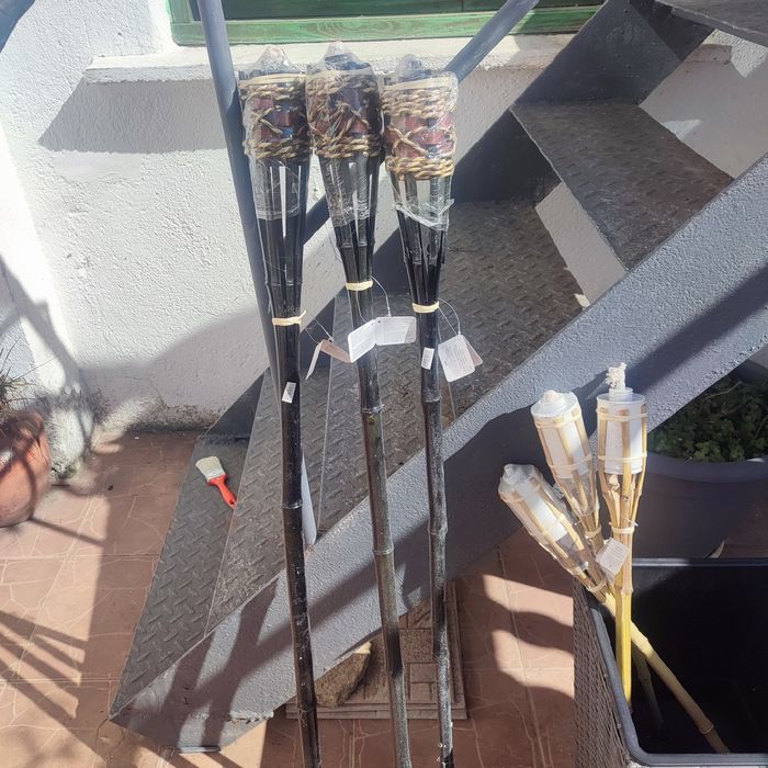 Градински факли от бамбук