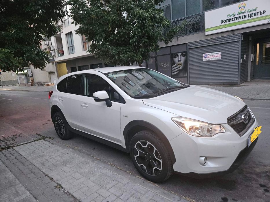Продавам Subaru XV 1,6 бензин ,газ 4x4
