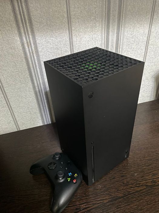 Xbox series X на 1 тб памяти