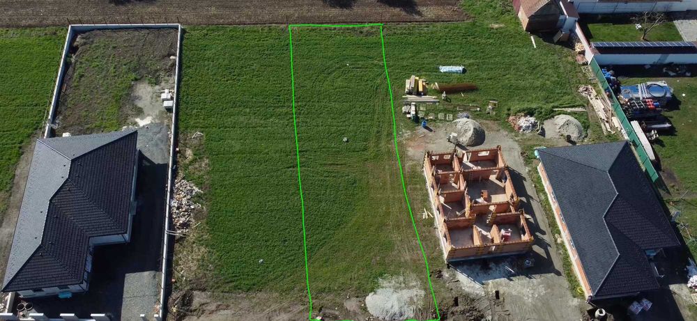 Vanzare teren intravilan, 845 m2 cu autorizatie de constructie casa parter