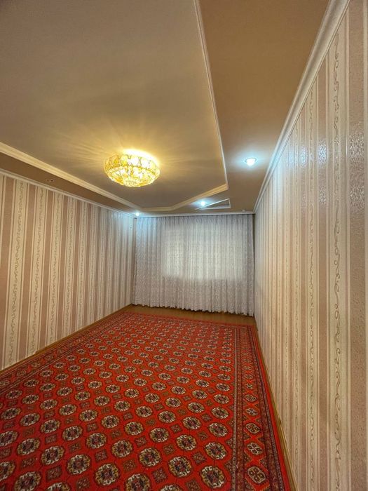 Чилонзор-Е квартал,Метро Хамза,4/4/5,кирпич,балкон 2×6м.,кв. чистая