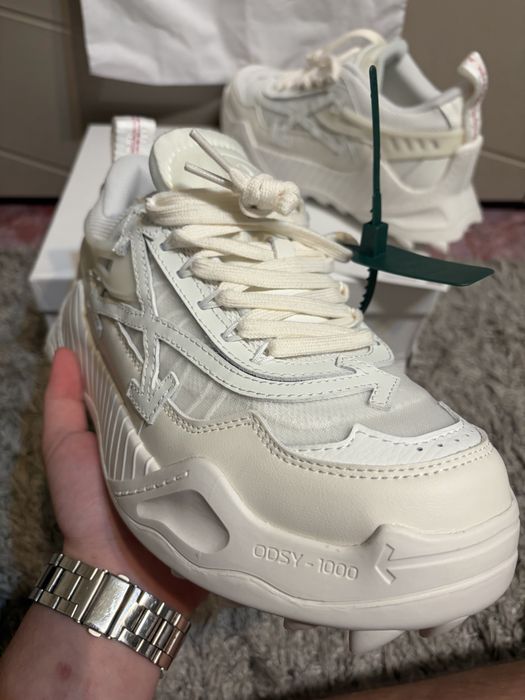 Off-white odsy 1000
