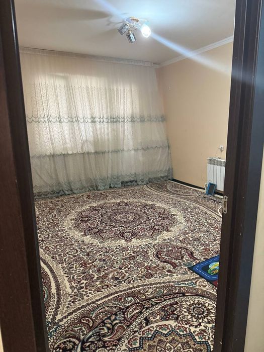 Uy sotiladi sergli yangi hayot narhi kelishiladi