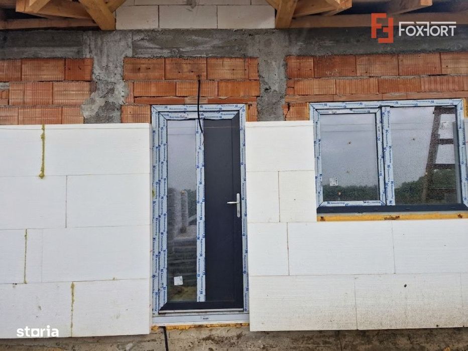 Duplex de vanzare cu 3 camere, zona Bucovat