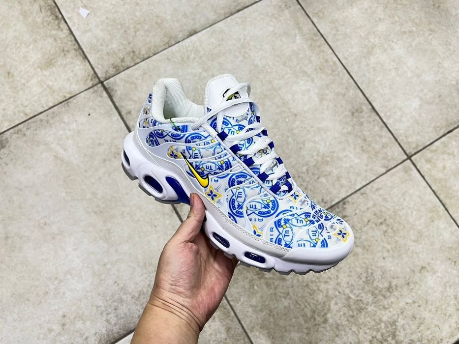 Nike air max plus diferite culori
