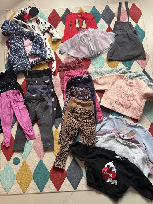 Лот дрешки за момиче H&M 92 размер