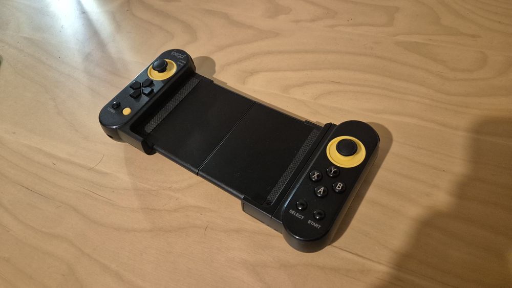 Контролер Ipega Pg-9167 за телефон