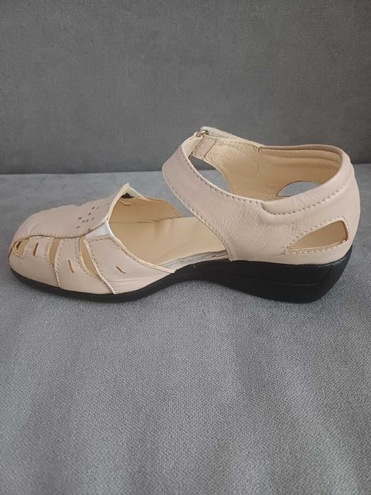 Дамски сандали, №36, цвят бежов