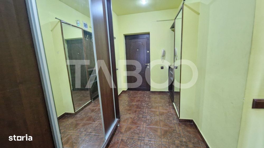 Apartament de vanzare 2 camere balcon parcare etaj 2 Selimbar Sibiu