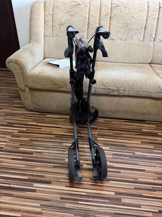 Rolator persoane handicap