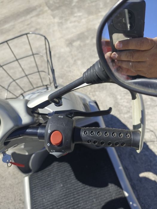 Електрическа четириколка Breeze 4
