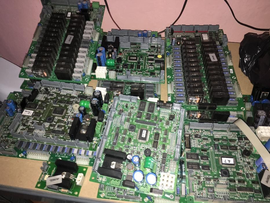 vinde placi electronice de necta zanussi, saeco, bianchi si rhea.