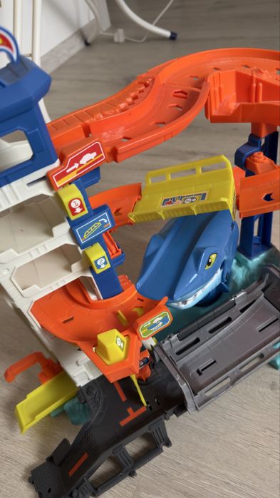 Traseu Hot wheels rechin