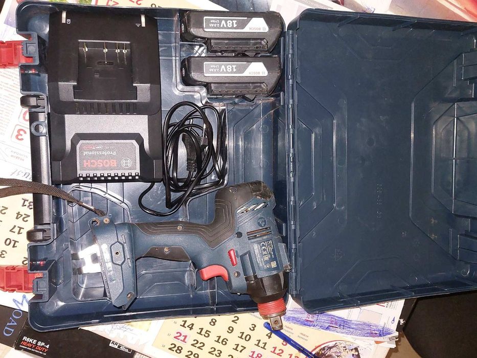 Акомулаторен ударен гайковерт PRO gdx 180-li