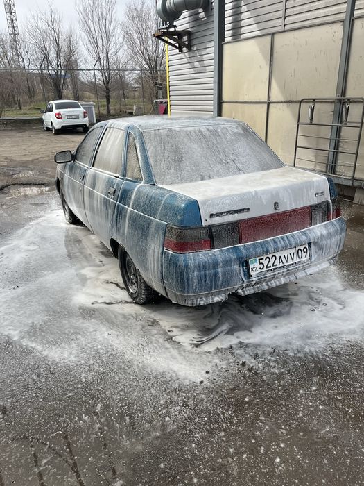 Продам авто ваз 2110