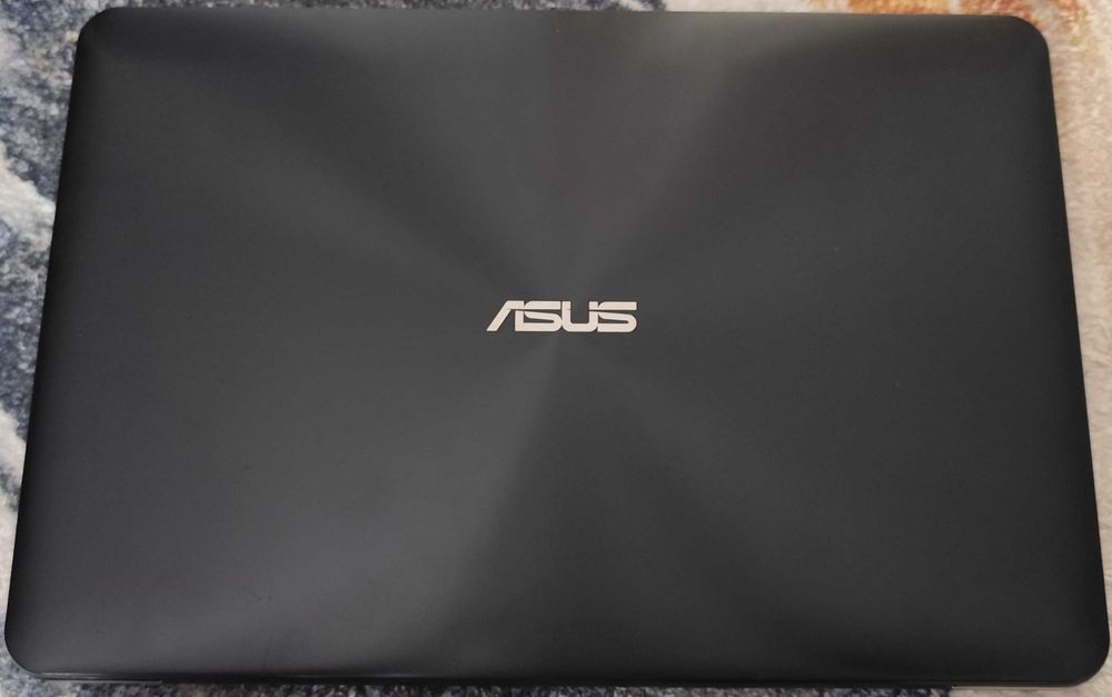 Asus X555L-Intel i5