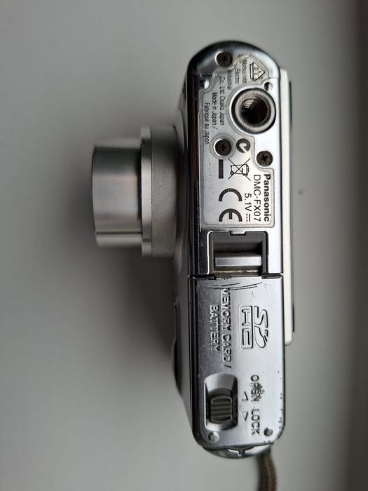 Aparat foto compact Panasonic lumix DMC FX 07