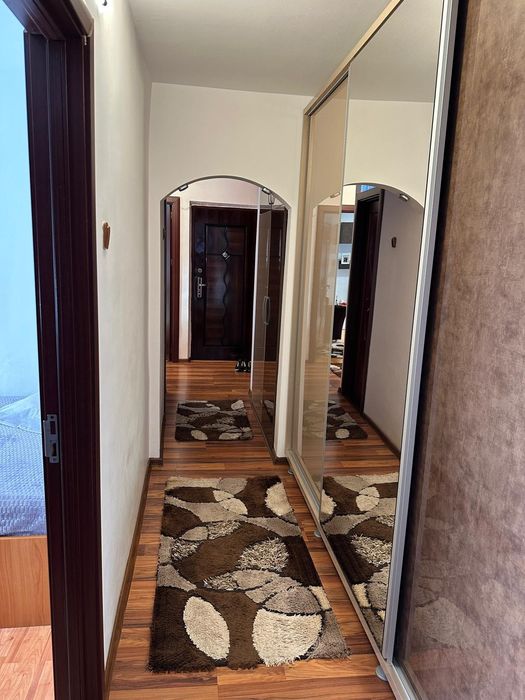 3 camere, cartier Sarari, 2 băi, mobilat complet, direct proprietar