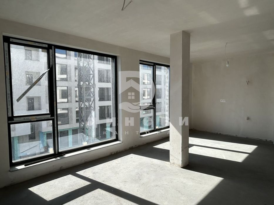 Продава се Тристаен апартамент в Пловдив, Шекер махала - 110 кв.м за 1500 €/кв.м - Снимка #1